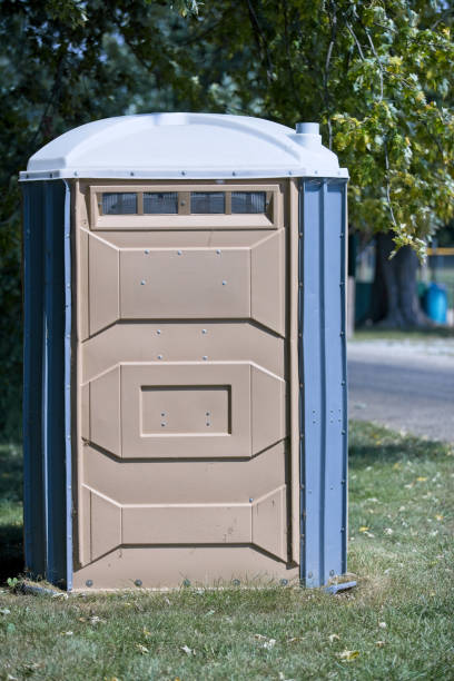Best Temporary restroom rental  in Lauderdale Lakes, WI